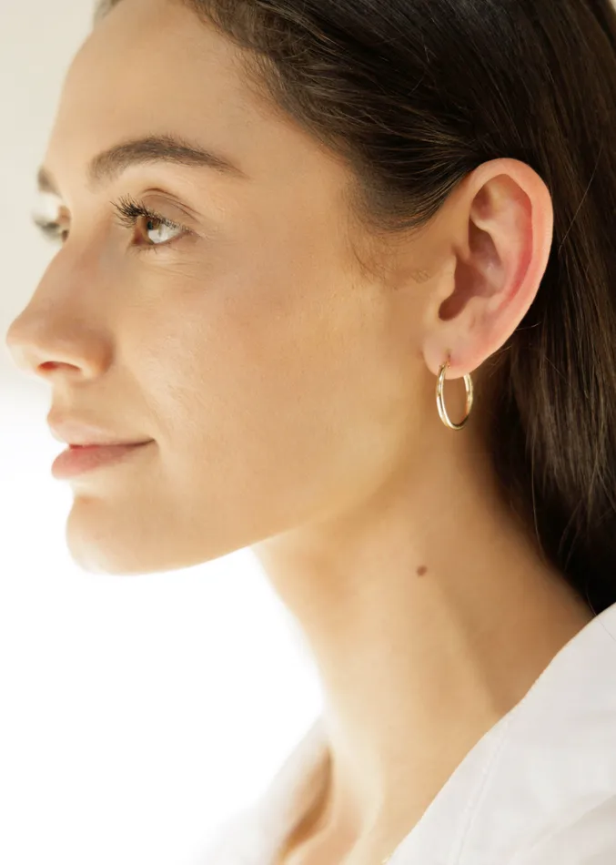 Gabrielle Hoop M Bella Wren Jewelry Earrings