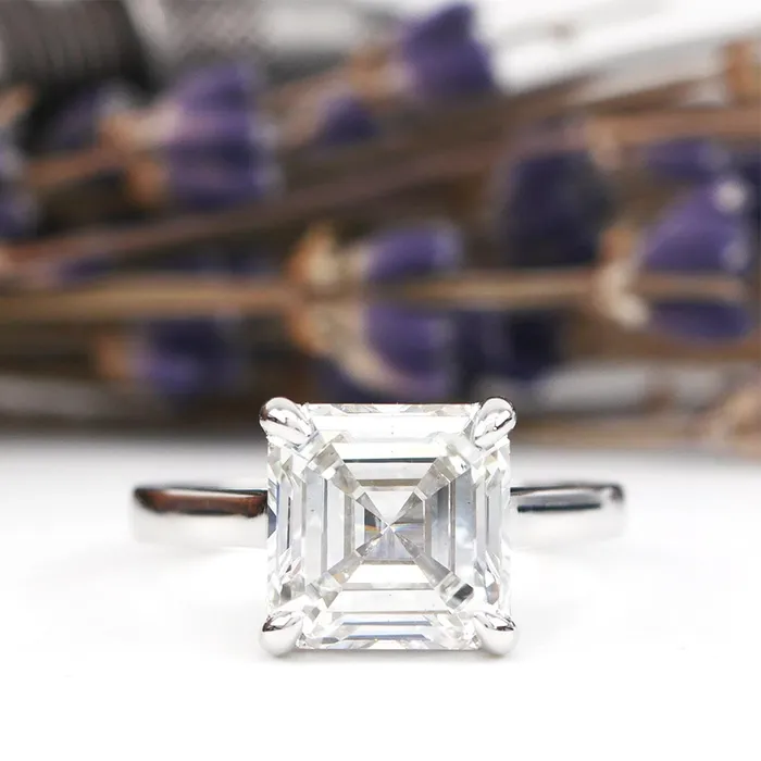 Rings deBebians Under Halo Solitaire Engagement Ring