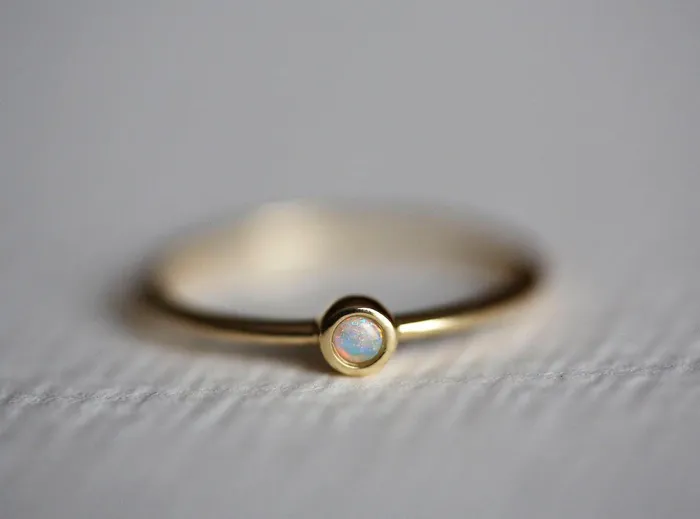 Capucinne Rings Salome Round Opal Ring
